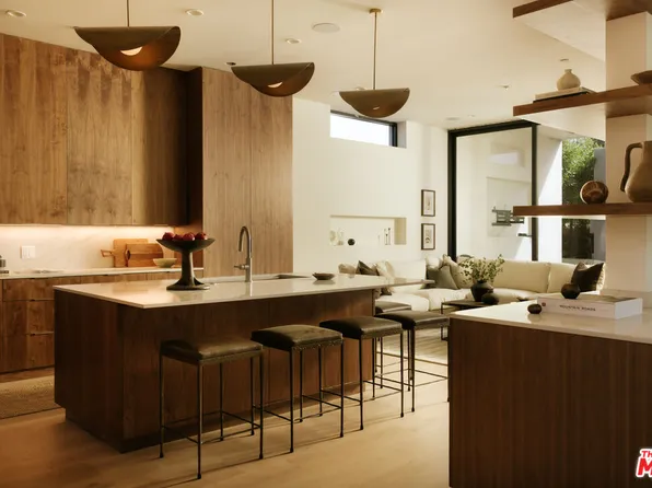 8906 Hubbard St, Culver City, CA 90232