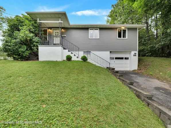 1503 Dundaff St, Dickson City, PA 18519