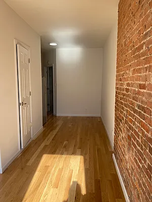 Rented by Centric New York | media 9