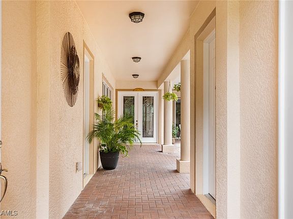 4th image of 13995 Avon Park Cir