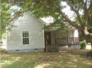 135 Watt St, Cooleemee, NC 27014