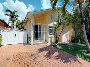 745 SW 98th Ct, Miami, FL 33174