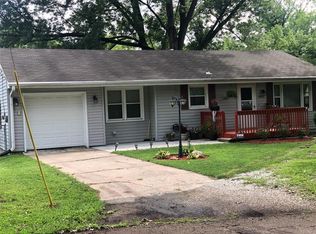 10001 E 20th St, Independence, MO 64052