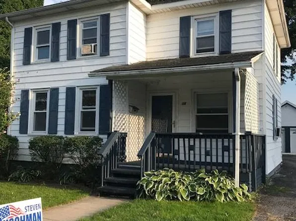 38 Frances St, Auburn, NY 13021