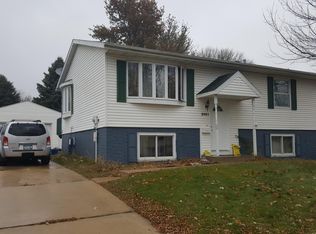 2021 48th St NW #12, Rochester, MN 55901