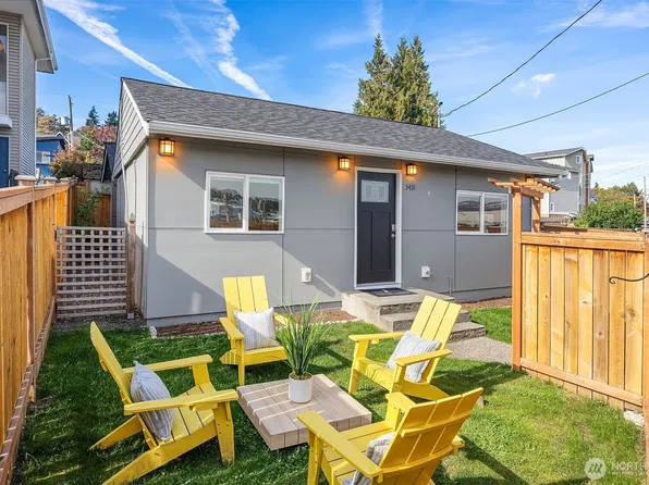 3431 Gilman Avenue W, Seattle, WA 98199
