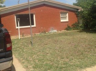 408 SW 12th St, Seminole, TX 79360