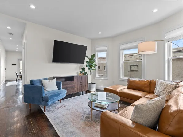 1132 Saratoga St Floor 1, Boston, MA 02128