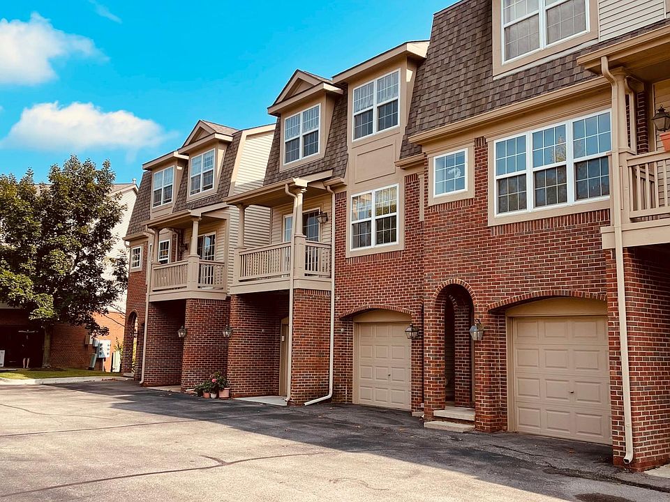 1st image of 3032 Barclay Way