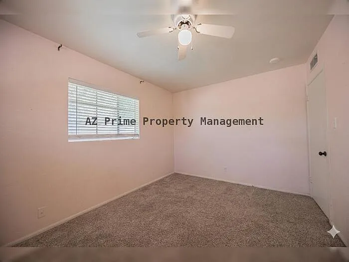 1838 E Hazelwood St — Photo 23