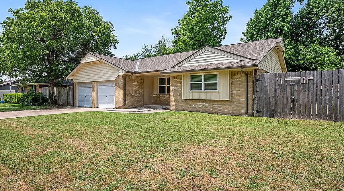 Building Photo - 128 Mount Vernon Dr