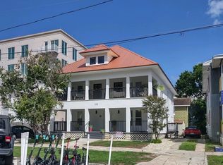332 7th St S, Saint Petersburg, FL 33701