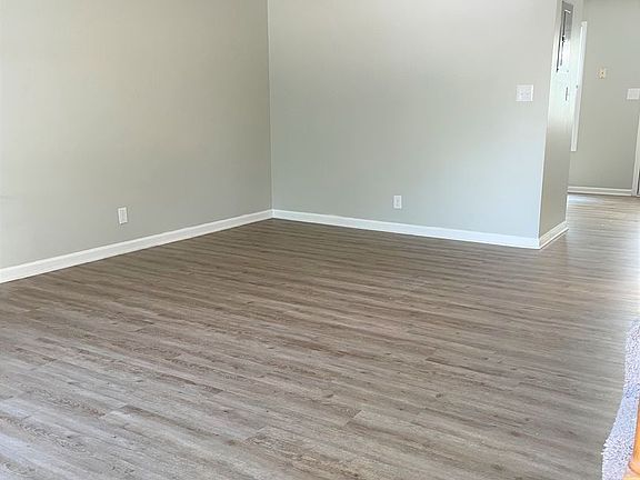 4th image of 2817 Cobalt Dr #B