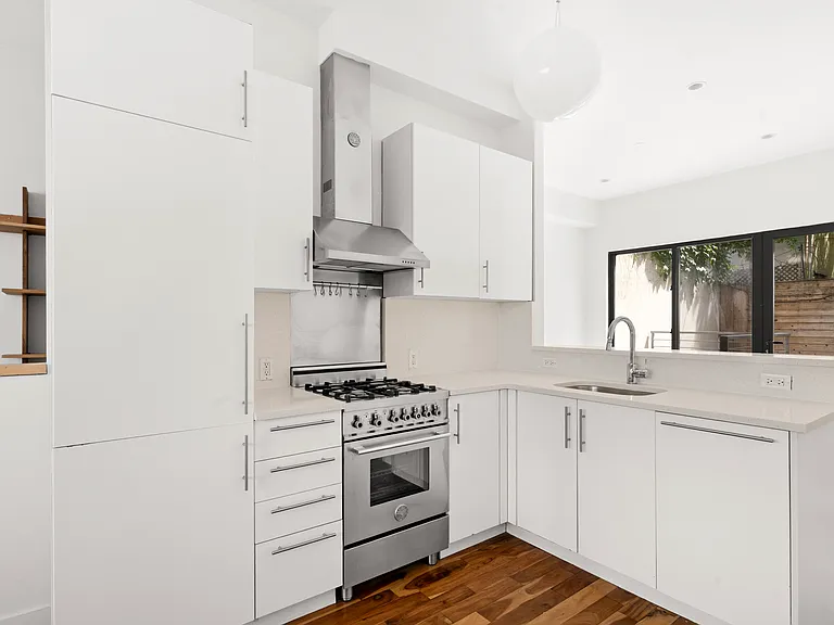 6 Hope St #1A — Photo 3