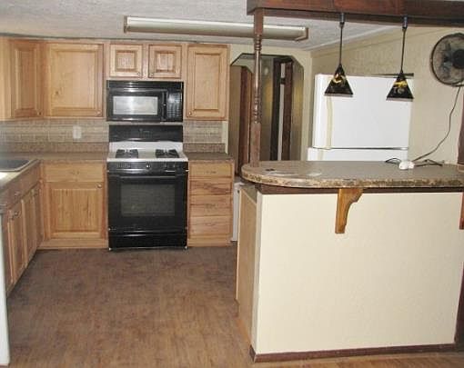 3rd image of 29391 Ozark Trl