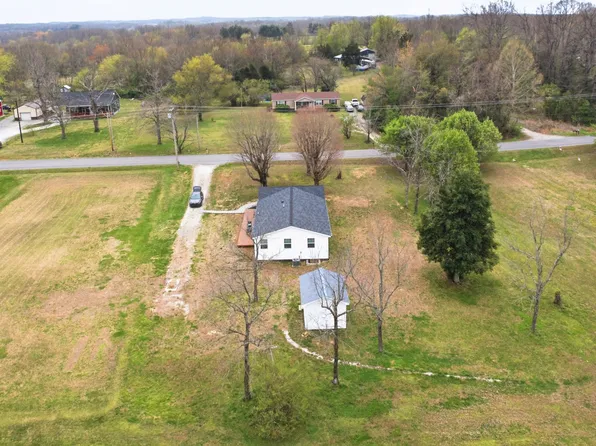 1237 Abiff Rd, Bon Aqua, TN 37025