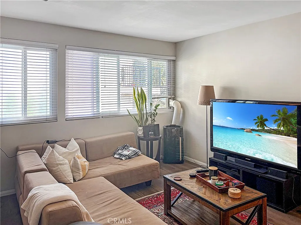 1 bed, 623 sqft, $2,900 — Photo 2