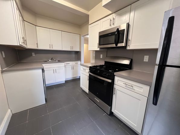 1902 Haring St UNIT 2B