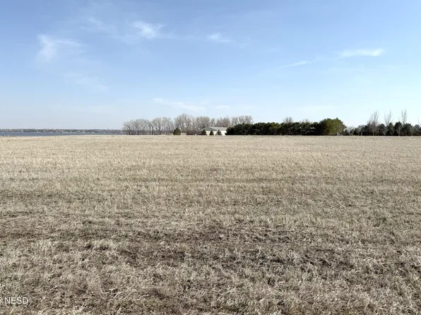 L9 B 17th St SW #3, Watertown, SD 57201