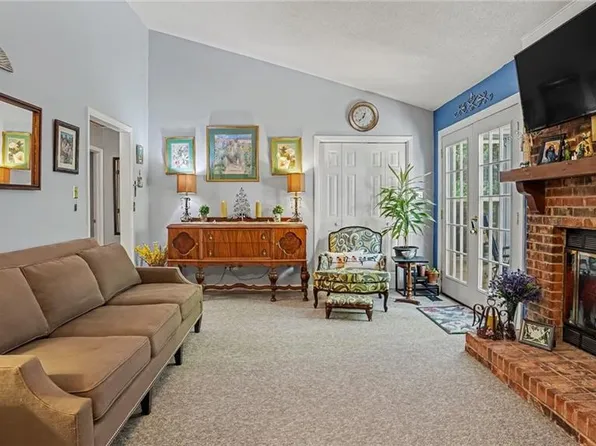 926 Chatfield Dr #C, Jamestown, NC 27282