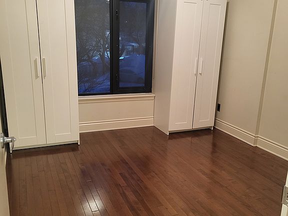 4th image of 808 Bronson Ave #213