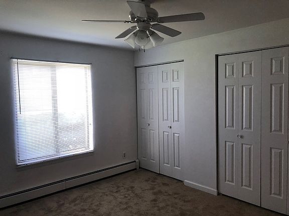5th image of 1711 Parklake Dr