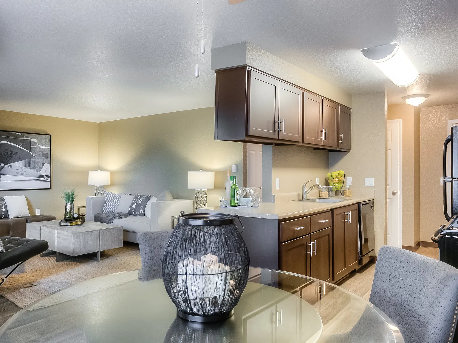Parkside Apartments — Photo 3