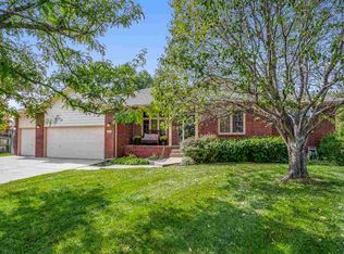 241 N Prescott Cir, Wichita, KS 67212