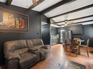 612 Hickory St, Dobson, NC 27017