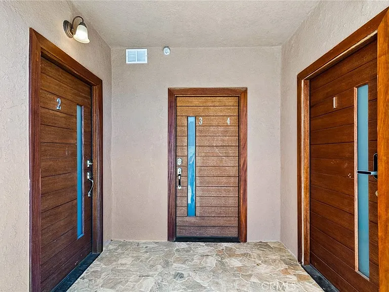 136 N Rampart Blvd #3 — Photo 23