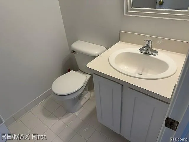 16713 Kensington Dr — Photo 16