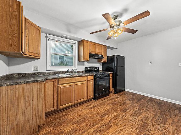 5th image of 501 Campbell St