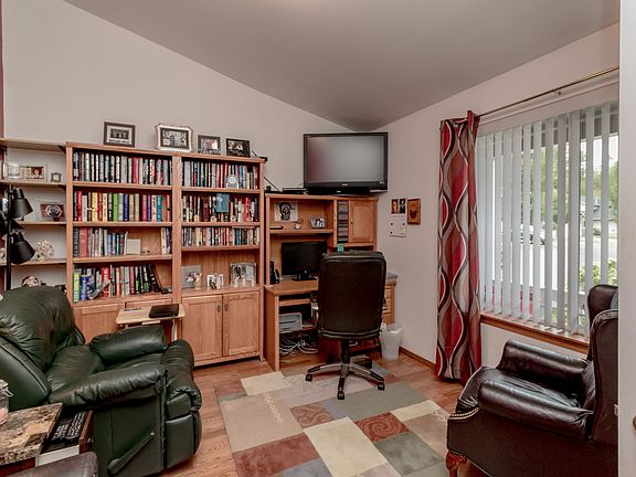 Third BD used as office