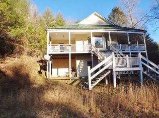 85 NW Page Ln, Murphy, NC 28906