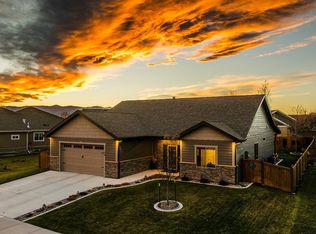 40 Sunrise Ln, Sheridan, WY 82801
