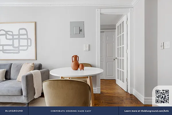 Rented by The Blueground | media 109