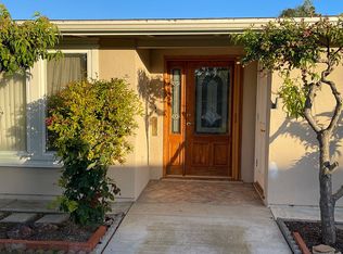 1740 Sunningdale Rd APT 16J, Seal Beach, CA 90740