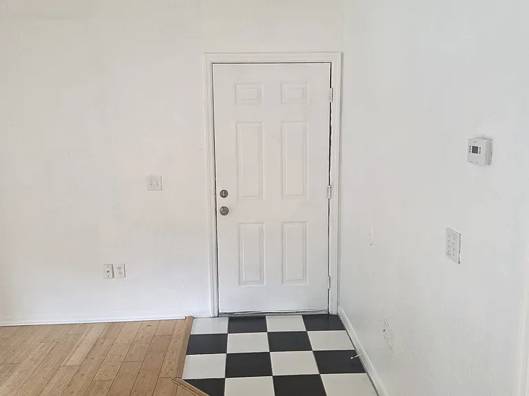 6013 Westgate Dr #2421 — Photo 17