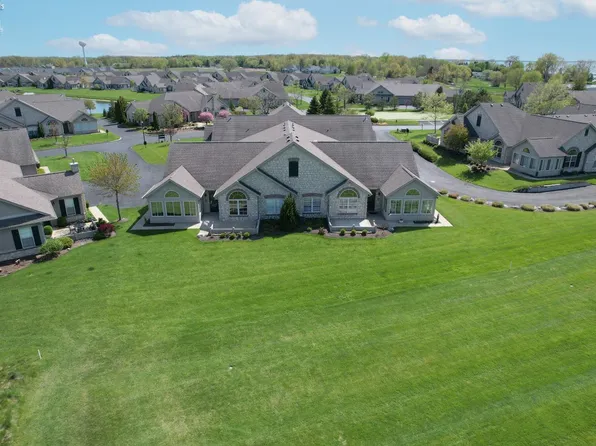 2680 N Canterbury Cir #B, Pt Clinton, OH 43452