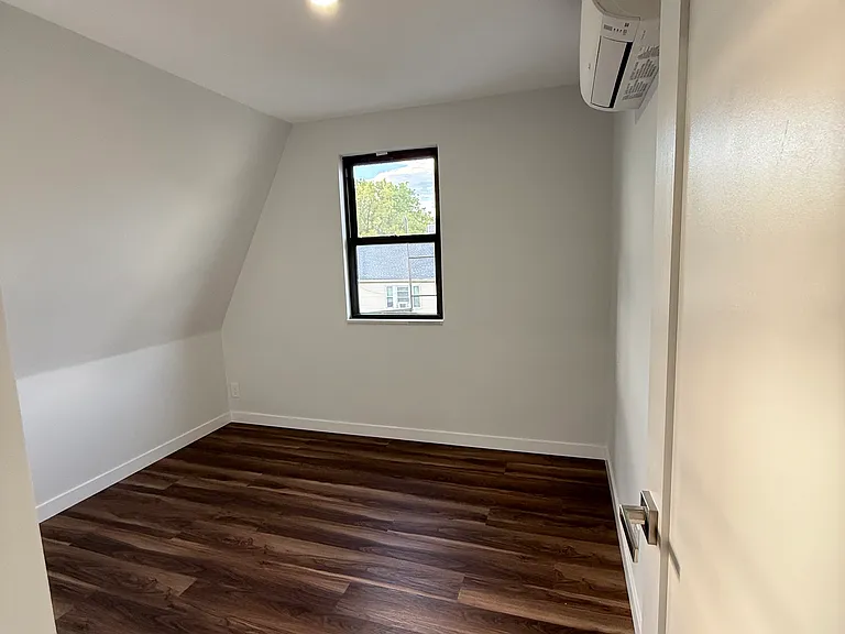 143 Forest Ave #2A — Photo 9