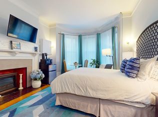 1029 Beacon St #1, Brookline, MA 02446