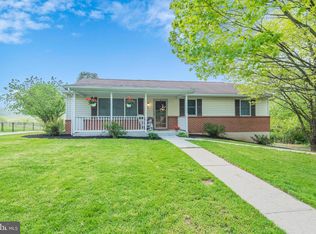 6 Ian Dr, Mount Holly Springs, PA 17065