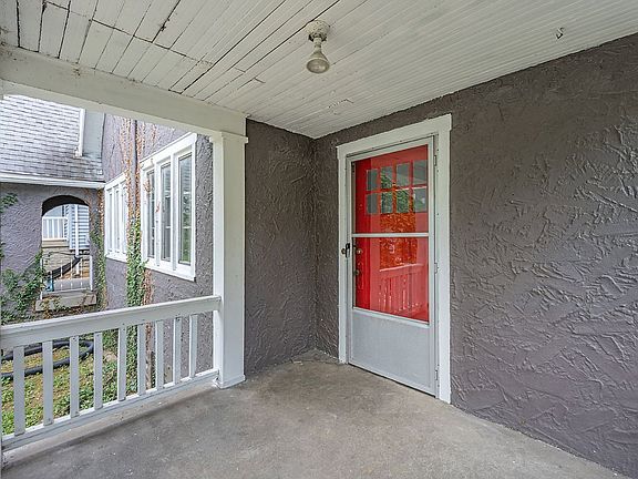 2nd image of 639 Probasco St