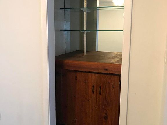 3rd image of 1806 Van Wert Ave APT 4