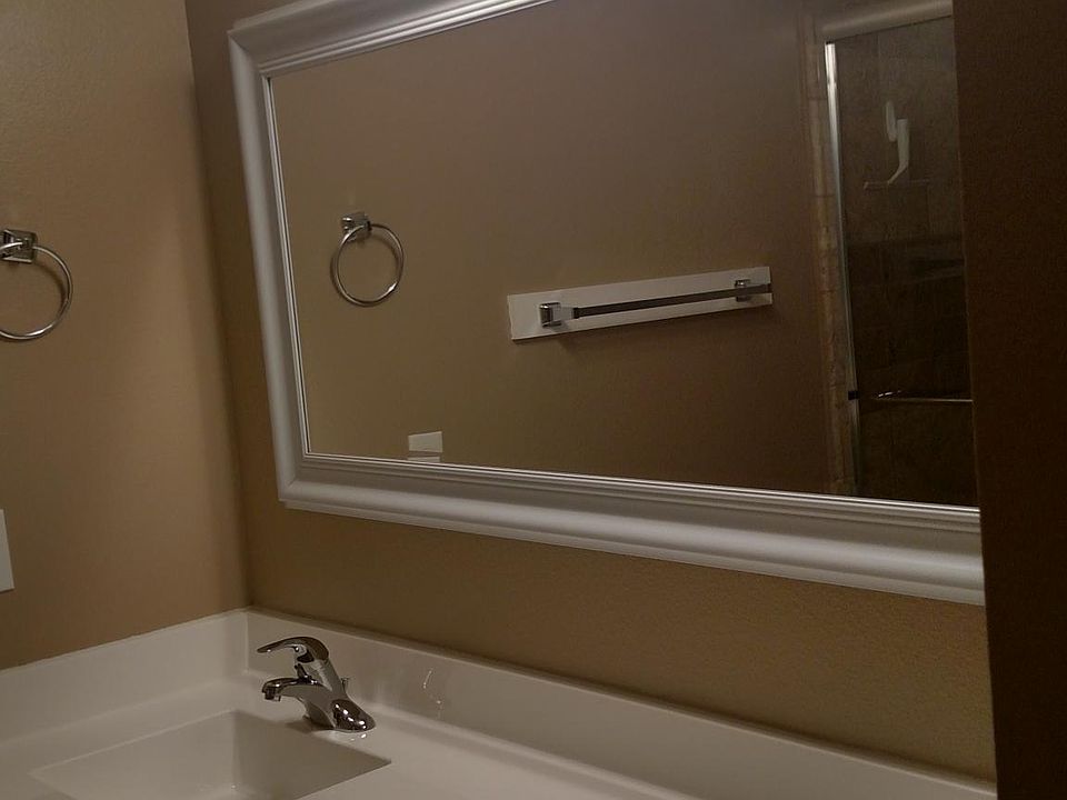 1st image of 1225 E Grove Cir #6027032929