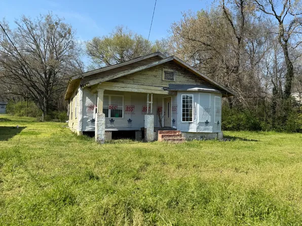 812 5th St N, Attalla, AL 35954