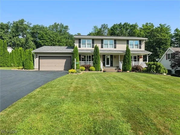 14034 Goodwin St, Burton, OH 44021