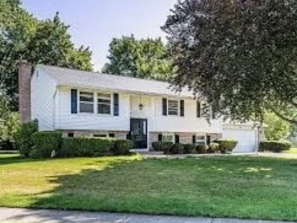 114 Saddlehorn Dr