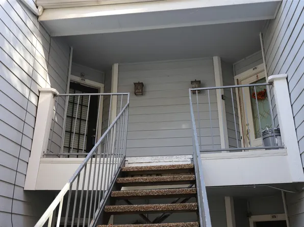 3406 Country Club Dr W APT 272, Irving, TX 75038