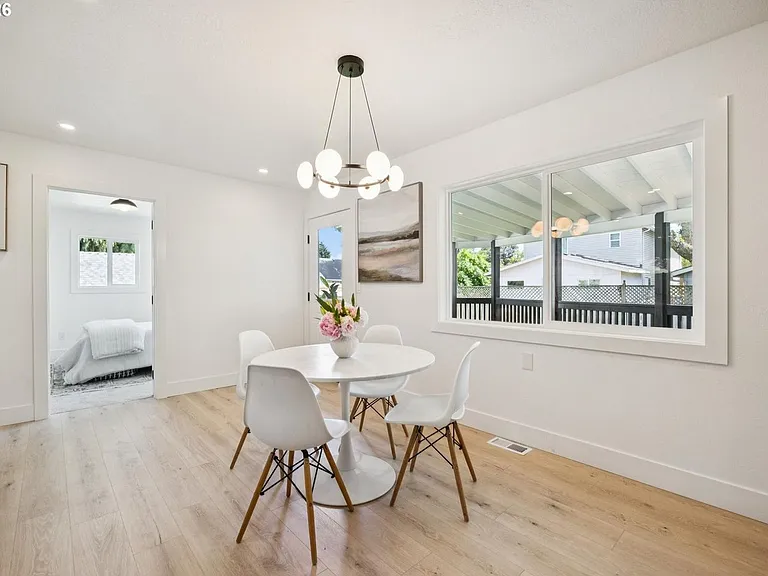 10114 N Calhoun Ave — Photo 19